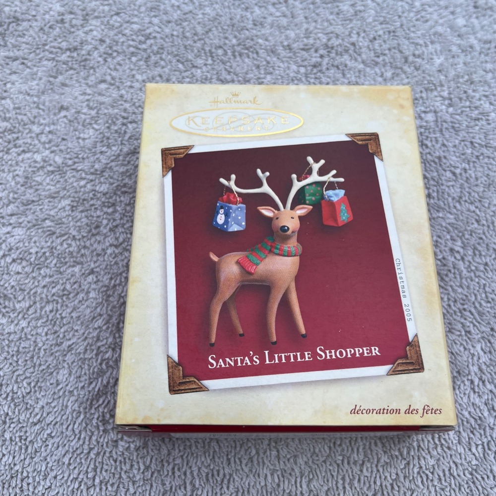 Hallmark Keepsake Ornament Santa's Little Shopper Reindeer‎ Christmas 2005